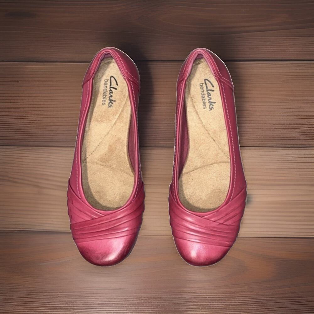 Clarks Bendables Pink Leather Flat Loafer Comfortable Women’s Size 6.5